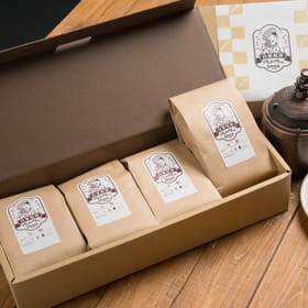 コーヒー 粉 680g（170g×4袋）中煎り 自家焙煎 坊っちゃん珈琲  愛媛県松山市