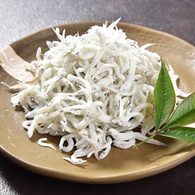 豊後別府湾釜揚げしらす たっぷり 900g（300g×3パック）