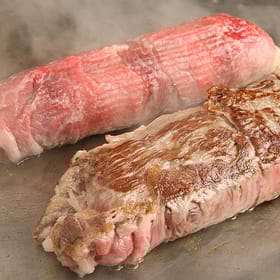 神戸牛入りプレミアムお肉のケーキデミグラスソース味５００ｇと和風しょうゆ味５００ｇセット