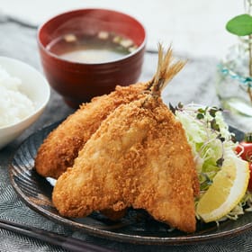 https://img.meibutsu-choice.jp/cdn-cgi/image/quality=80,width=280,height=280,fit=crop/https://img.meibutsu-choice.jp/image/real/product/0924120115_66f22b7b2d2ed.jpg