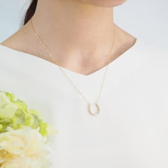 0.30ct　馬蹄モチーフダイヤモンドペンダント