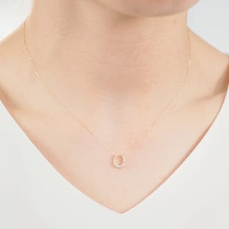 0.15ct馬蹄モチーフダイヤモンドペンダント