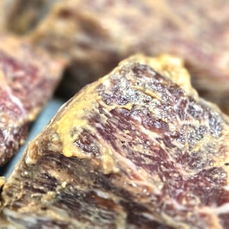 《お肉職人のとっておき》 焦がし味噌香る近江牛ローストビーフ　300ｇ　【冷凍】
