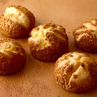 【4個入り】西和賀オリジナルクッキーシュークリーム