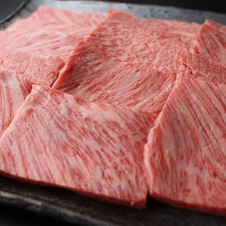 《期間限定価格》【冷凍】近江牛 肩ロース焼肉用　500g