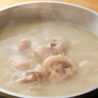 はかた地どりスープの水炊き