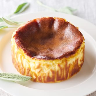 お菓子工房うふふのバスクチーズケーキ