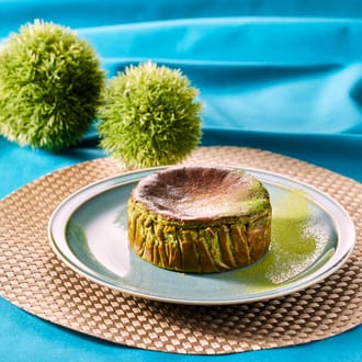 お菓子工房うふふの嬉野抹茶バスクチーズケーキ