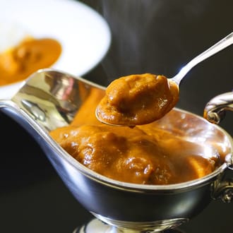 花巻温泉 洋食料理長手作り「白金豚カレー」1食(約250g)