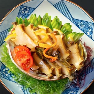 花巻温泉 佳松園謹製 三陸産あわびの柔らか煮 1個(殻付き130g)