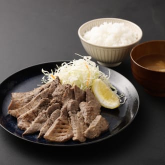 【杜の都仙台名物】厚切り牛タン　塩味　1500ｇ