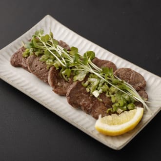 【杜の都仙台名物】厚切り牛タン　塩味　1500ｇ