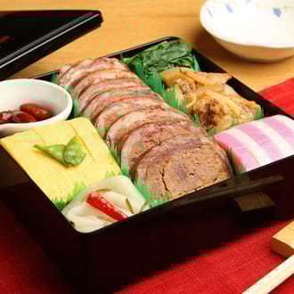 神戸牛入りプレミアムお肉のケーキデミグラスソース味５００ｇと和風しょうゆ味５００ｇセット