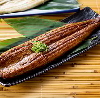 温泉うなぎ蒲焼 1尾 （220g/無頭）国産完全無投薬養殖