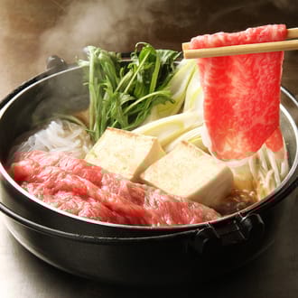 神戸牛すき焼き肉肩ロース５００ｇ【特製割下付き】