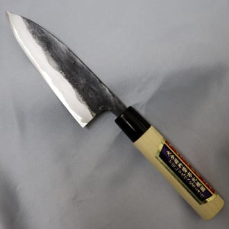 刀匠が丹精込めて仕上げたさばき包丁（刃渡120mm）