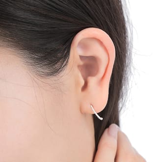 K18PG ダイヤ　極細　ピアス　トータル0.12ＣＴ