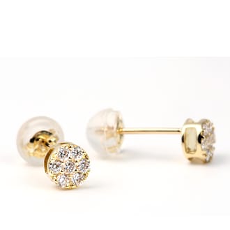 K18 ダイヤ ピアス　トータル0.20ＣＴ　E150DI-Y