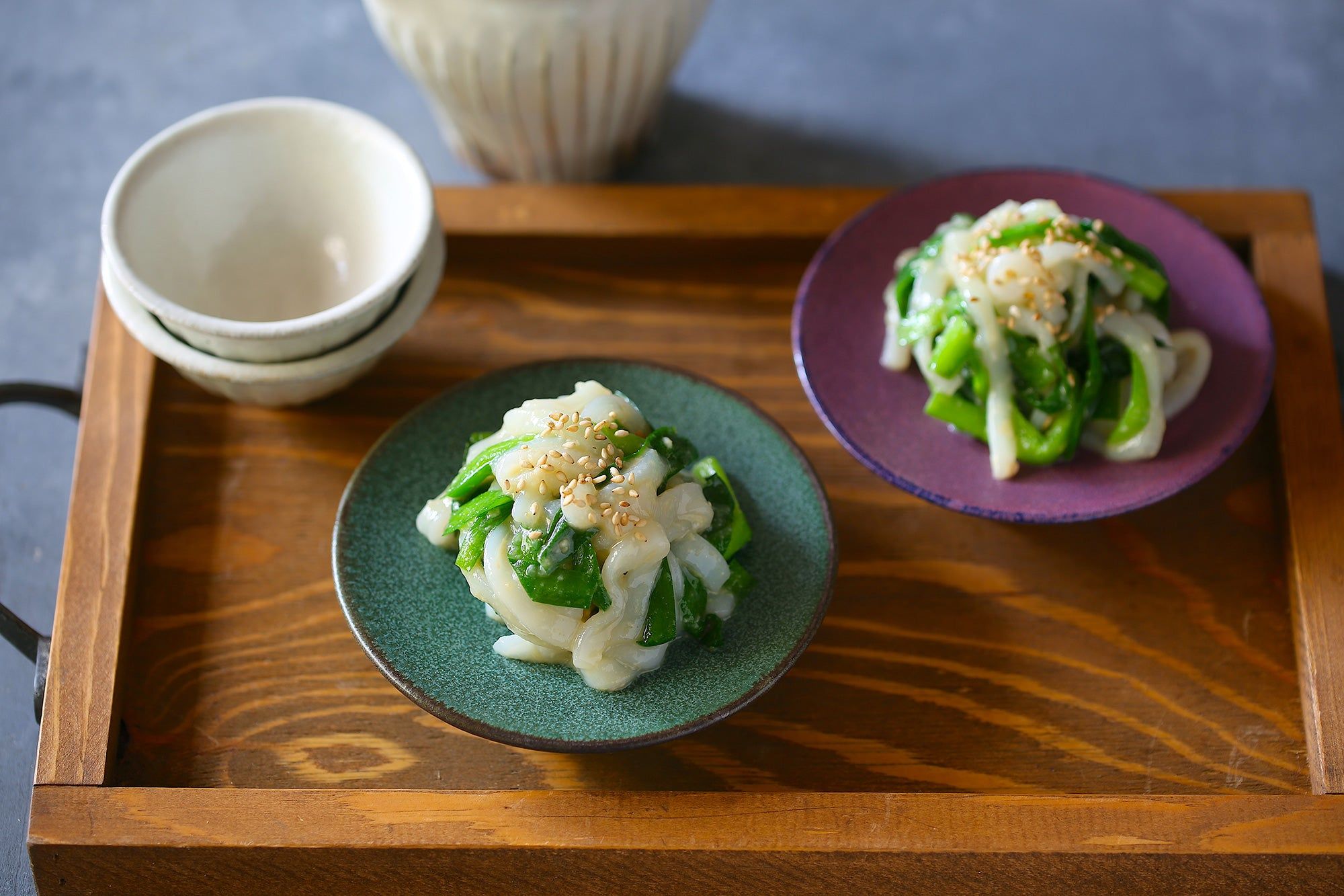 お好みのお刺身とあえるだけ！簡単おつまみ「いかとニラの辛子酢味噌あえ」