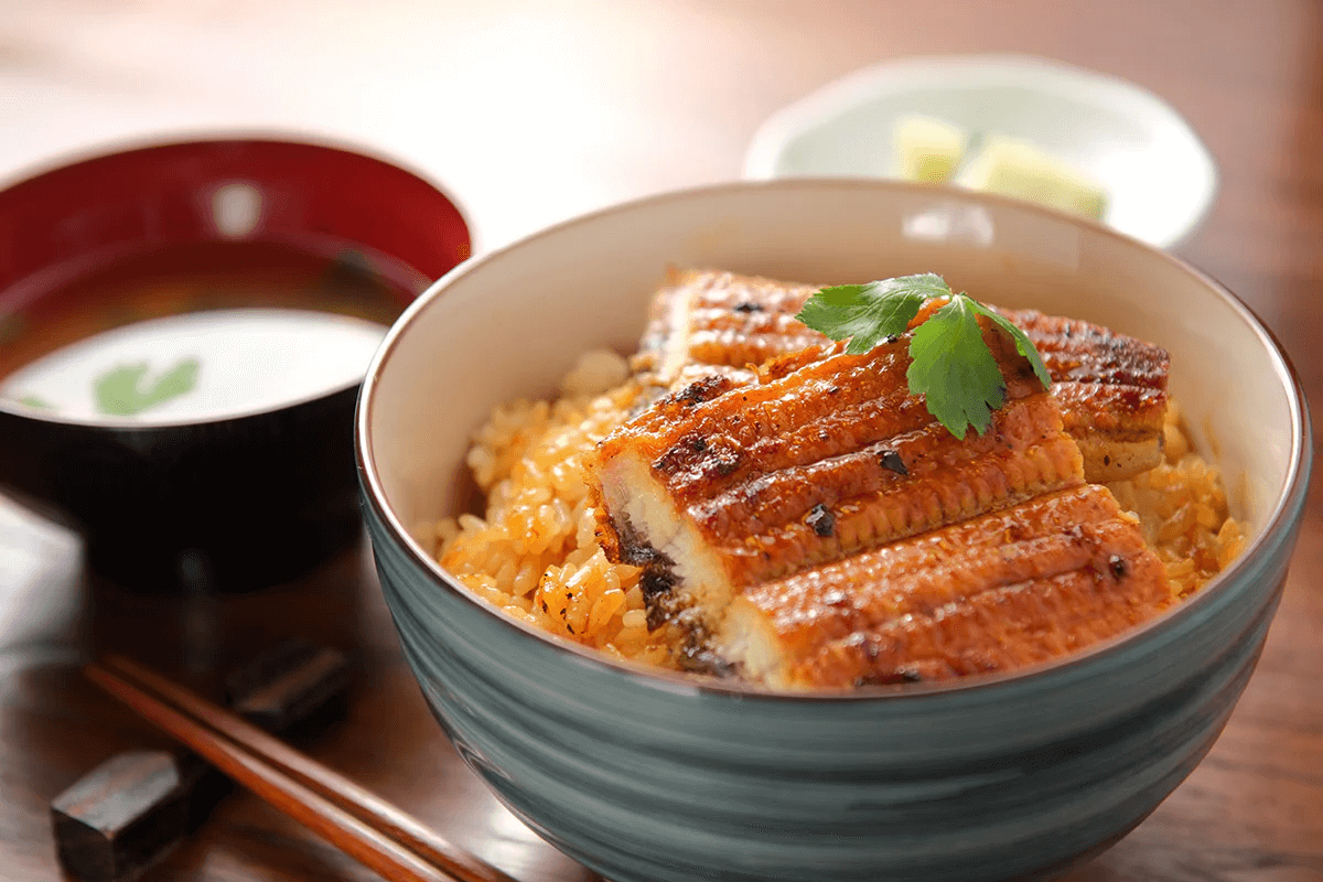 “うなぎ丼”と相性が良いお米【粒肌がしっかりとしたお米】