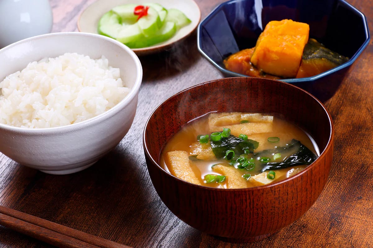 その2 ご飯を食べるときは、お味噌汁と一緒に